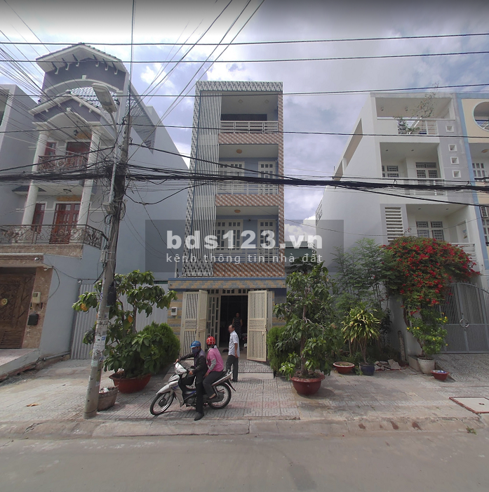MT đường Hoàng Hoa Thám, Gần sân bay, siêu thị