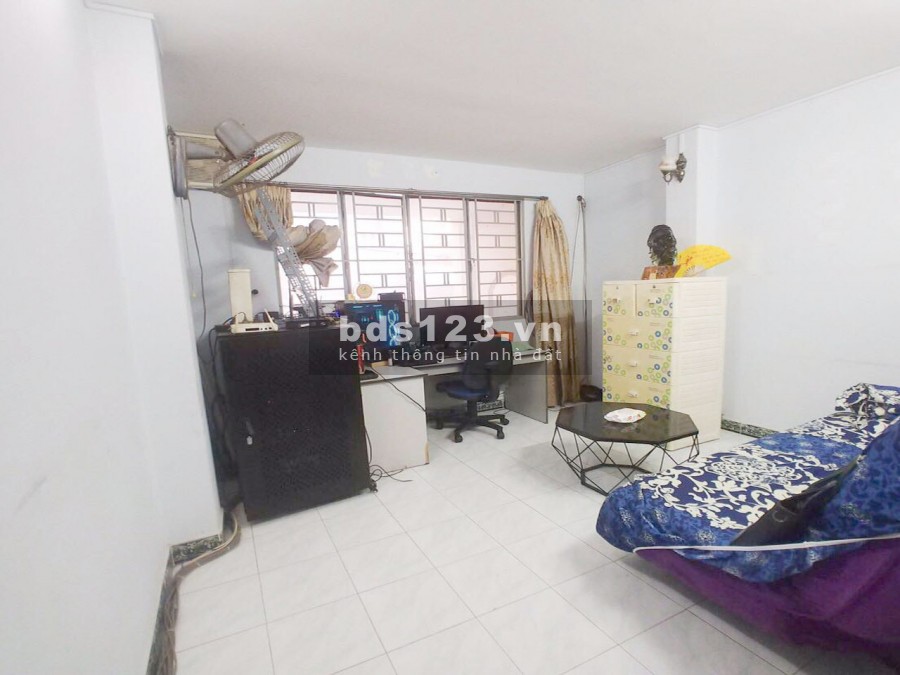 Bán gấp nhà Âu Cơ, Tân Bình, 50m2, 4PN, chỉ 5,5 tỷ TL