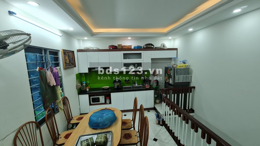 Bán Nhà Đẹp Định Công - Gara ÔTô - K.Doanh. 4 tỷ 4
