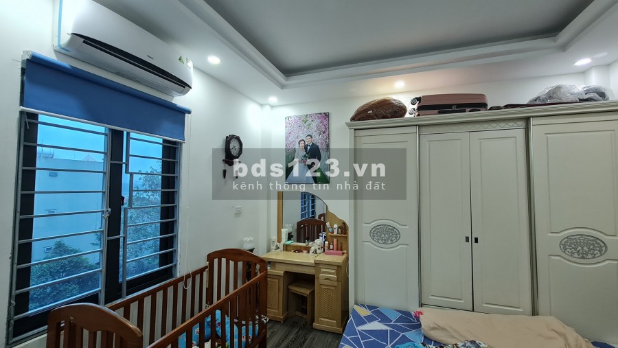 Bán Nhà Đẹp Định Công - Gara ÔTô - K.Doanh. 4 tỷ 4