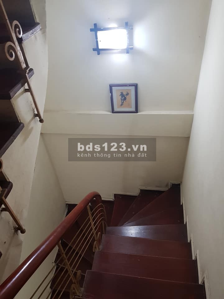 GIA ĐÌNH TÔI VỠ LỢ, CẦN BÁN NHÀ BẠCH MAI DT 50M2 GIÁ 4.8 TỶ