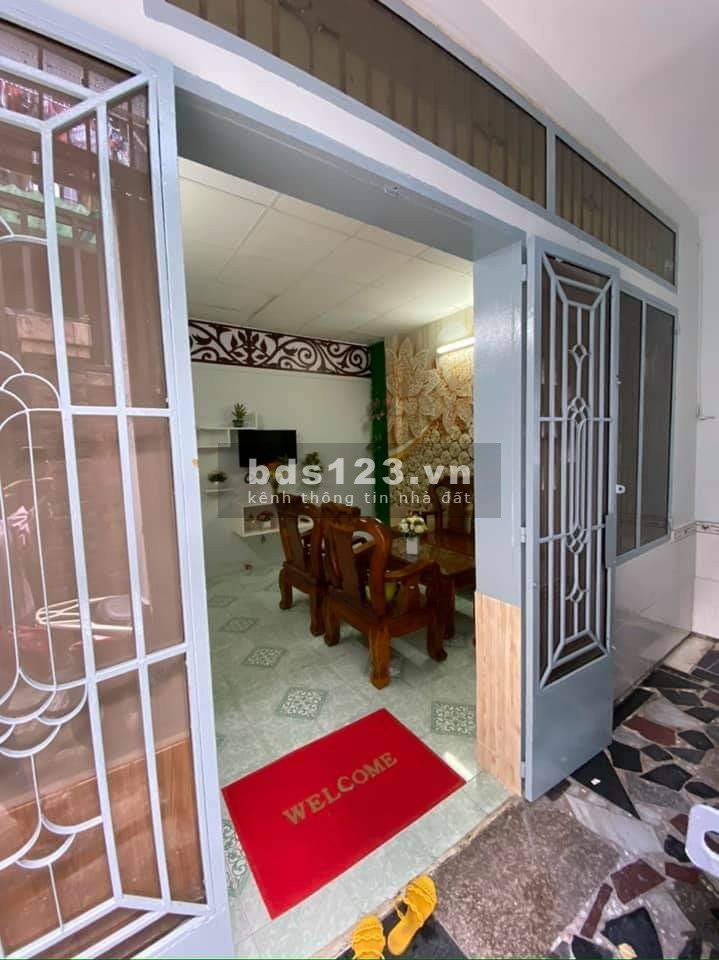 Bán nhà Phan Huy Ích, Q. Gò Vấp, 50m2, 3PN, 3wc, giá 3tỷ45