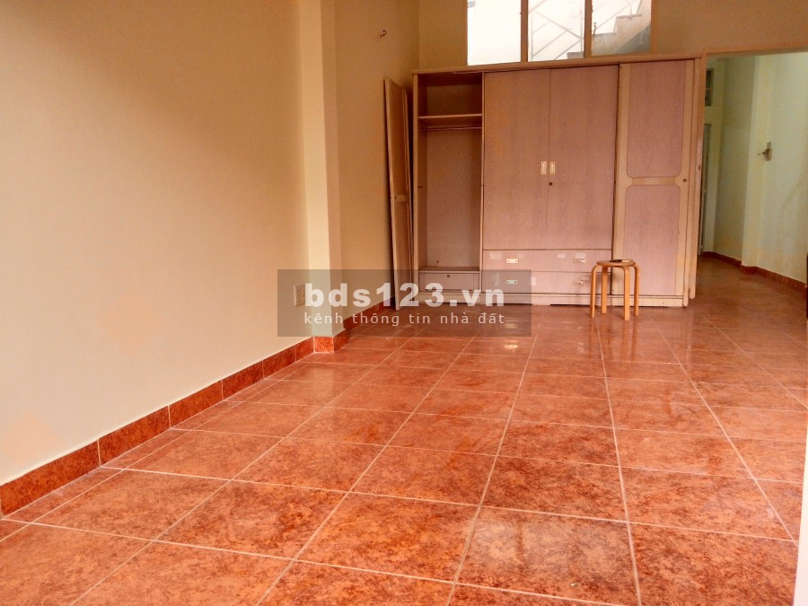 Nhà hướng đông, hẻm xe tải đường Thoại Ngọc Hầu , tiện ở và kinh doanh, khu ngã tư bốn xã, 13 triệu/tháng ( chính chủ cho thuê, miễn trung gian)