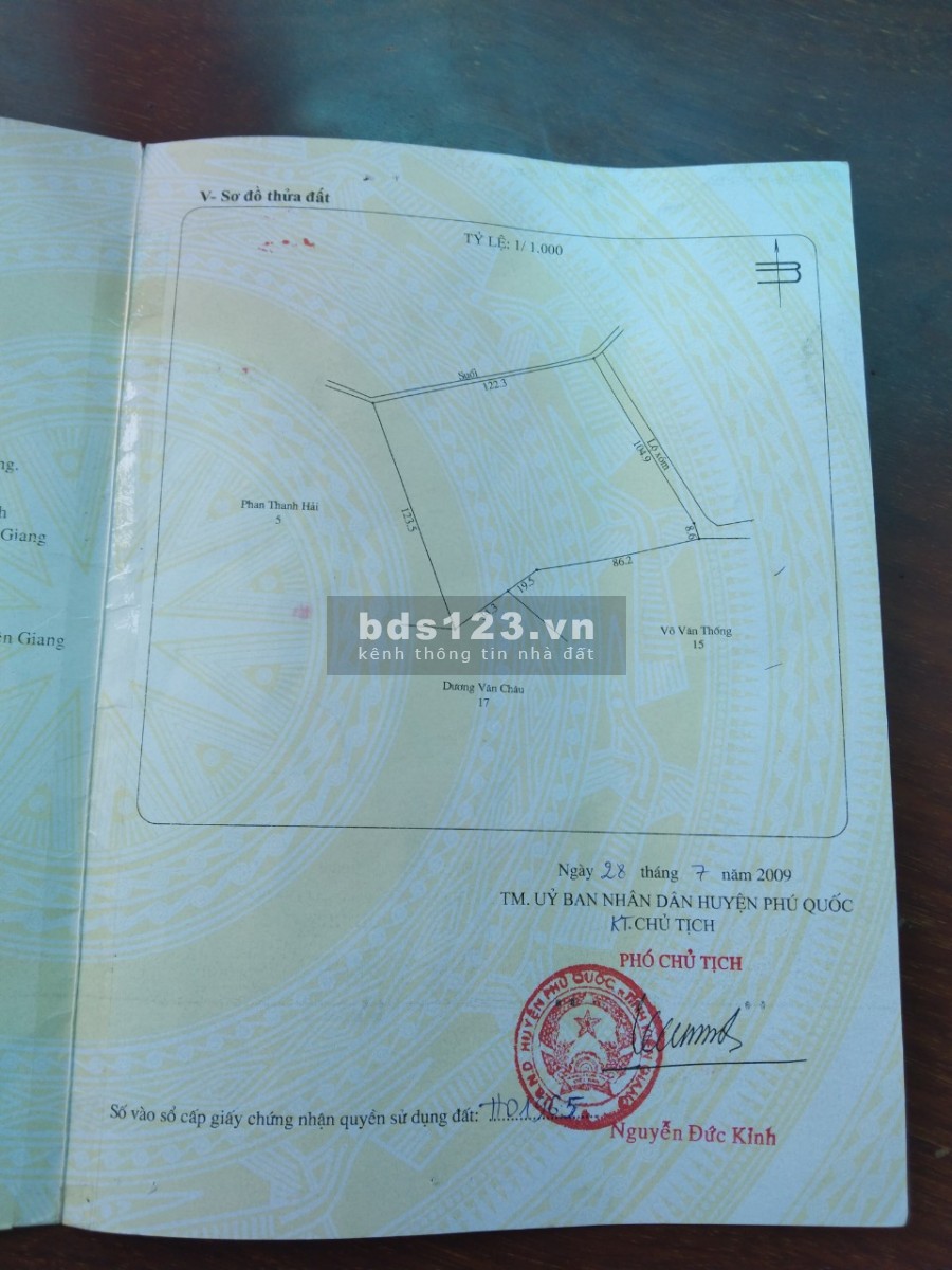 Sang nhượng 14 công đất thuộc khu quy hoạch đất ở nông thôn, ấp Cây Thông Trong, gần khu du lịch Suối Mơ, Phú Quốc