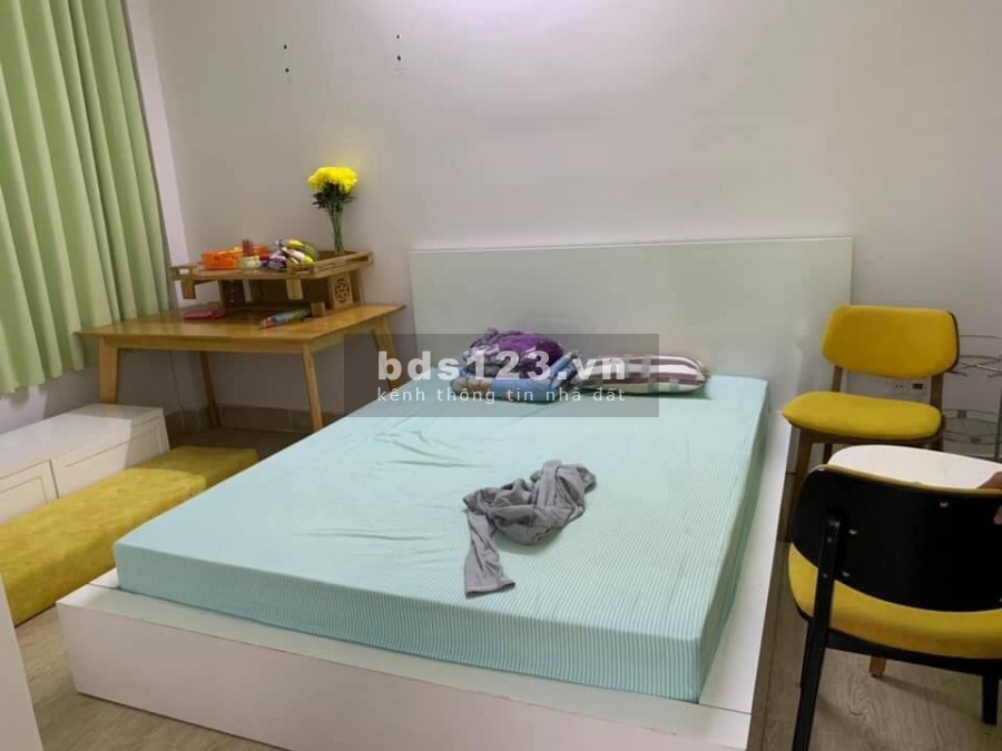Nhà Trường Sa Tân Bình hẻm thông 4m 4 x 11.5m giá 5 tỷ 4