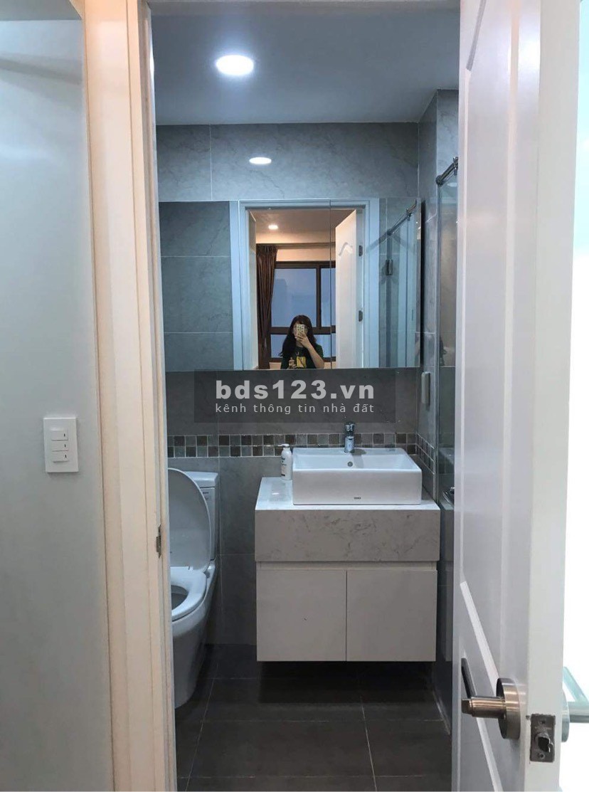 Cần bán nhanh CC Wilton tower 74m2, 2PN, tầng cao, Full NT cao cấp, ĐÃ CÓ SỔ HỔNG. Giá bán 4.59 tỷ.