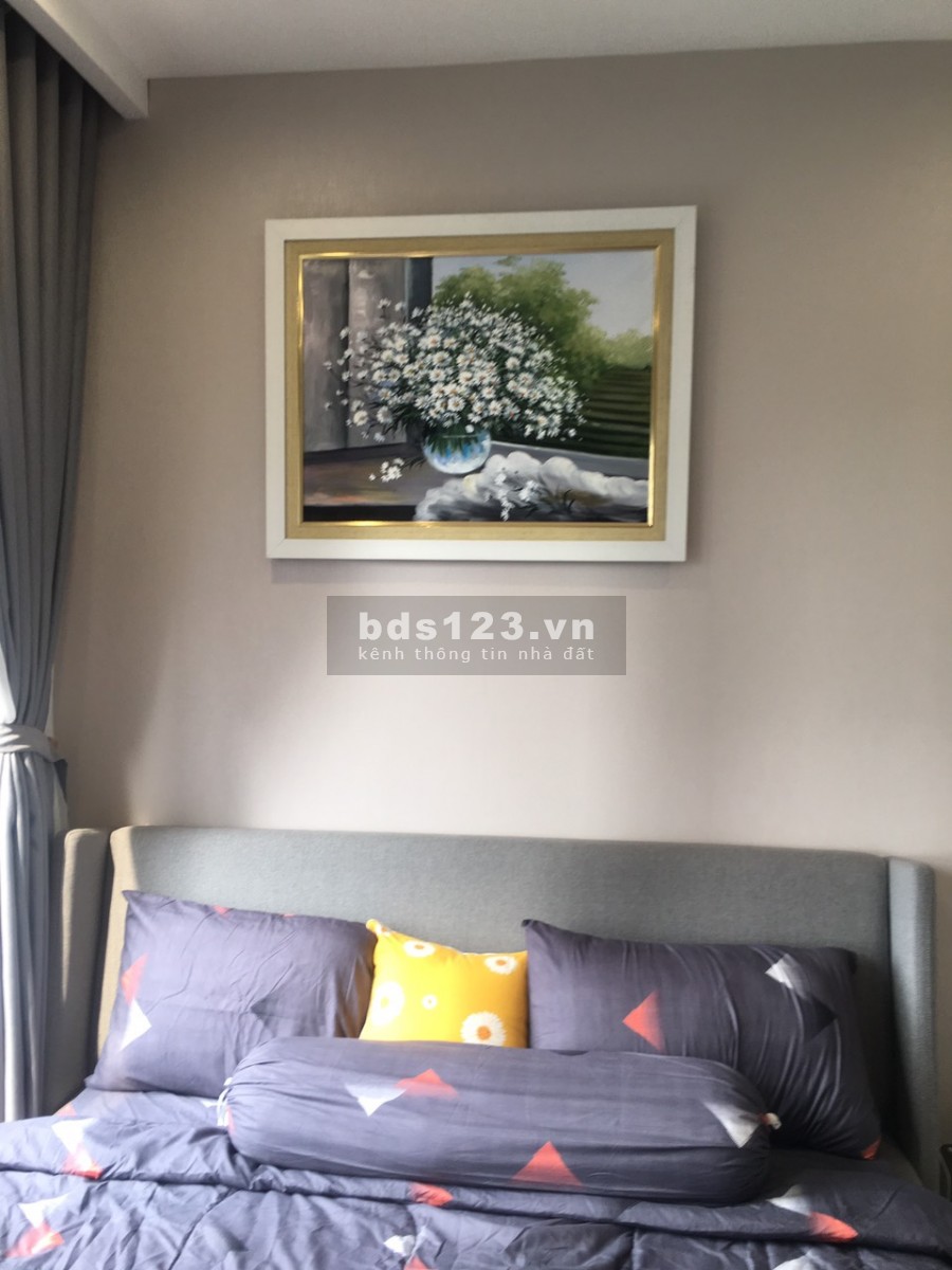 Chính chủ cho thuê căn 2N, full NT, view quảng trường tại Vinhomes Smart City. 7.5 tr/th