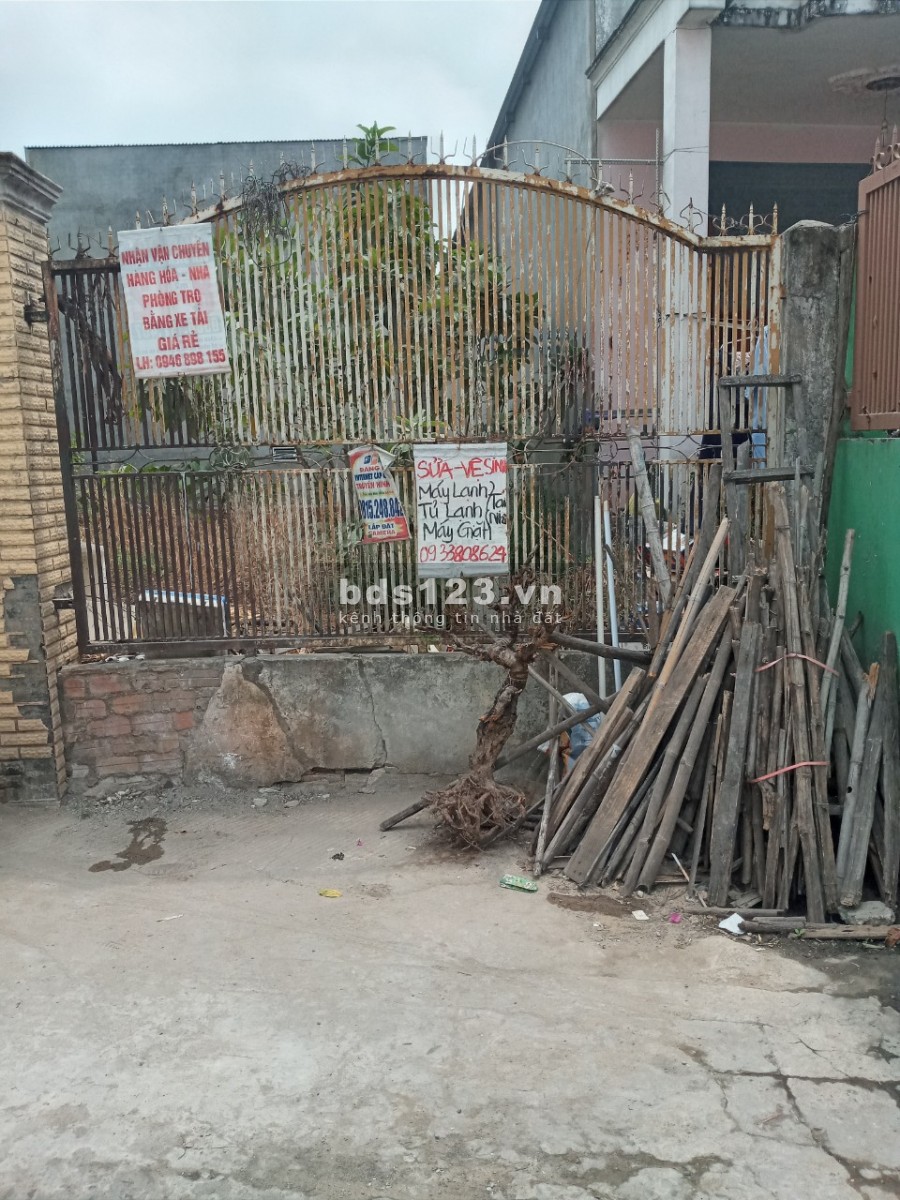 CẦN BÁN GẤP LÔ ĐẤT NẰM CẠNH TRƯỜNG ĐỌC DỒNG NAI