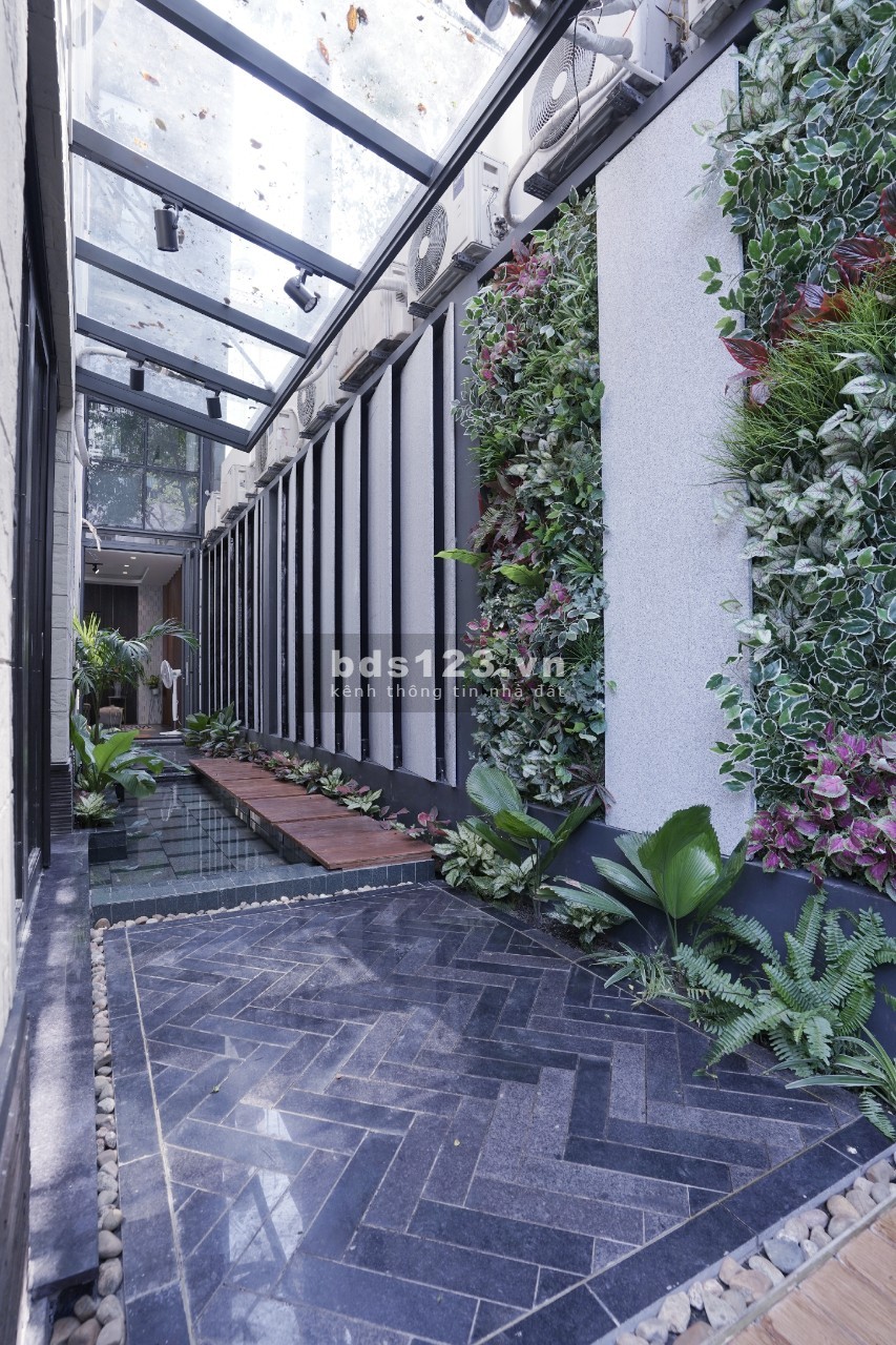 Bán Villas Nhật Q.2 - Góc 2 MT full nội thất, Thiết kê tinh sảo áp dụng tỉ lệ vàng