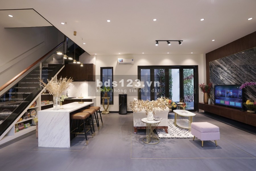 Bán Villas Nhật Q.2 - Góc 2 MT full nội thất, Thiết kê tinh sảo áp dụng tỉ lệ vàng