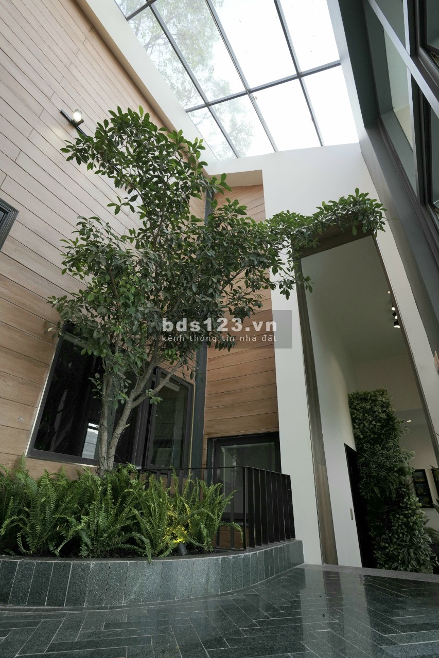 Bán Villas Nhật Q.2 - Góc 2 MT full nội thất, Thiết kê tinh sảo áp dụng tỉ lệ vàng