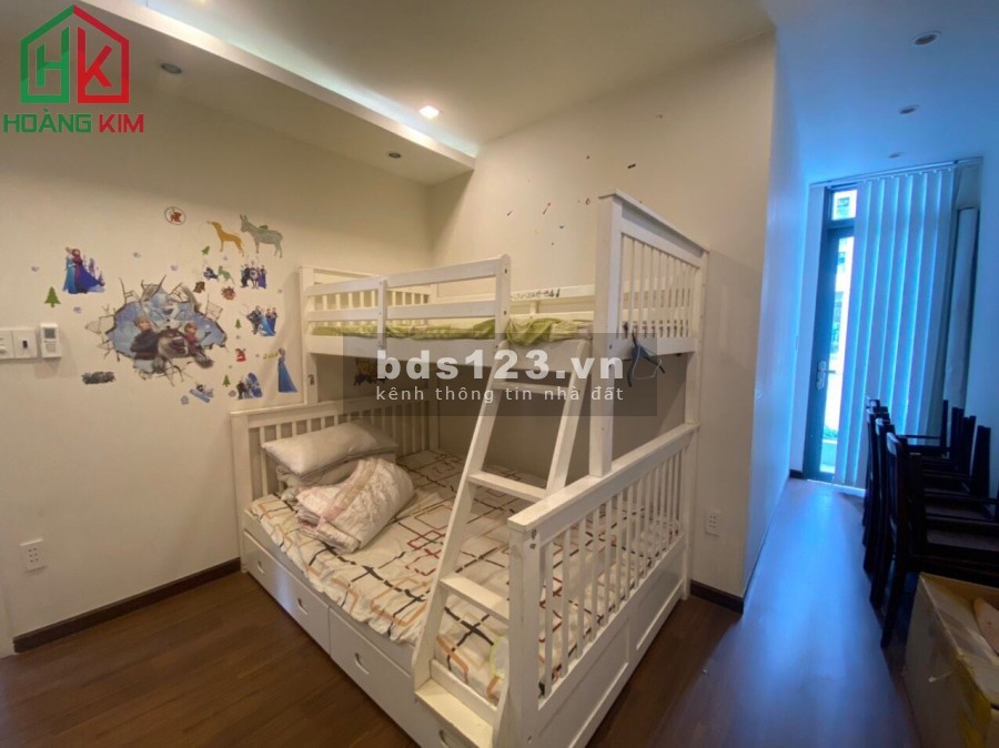 Cho thuê Nhà mới giá rẻ khu Vip Phổ Quang P2, Tân Bình. 1T4L. DT 5.5x20m