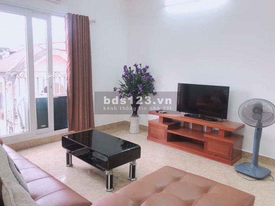 Gia đình bán gấp nhà Mới ngõ 6 Đội Nhân 5.5 tỷ, 35mx5t, Ôto vào