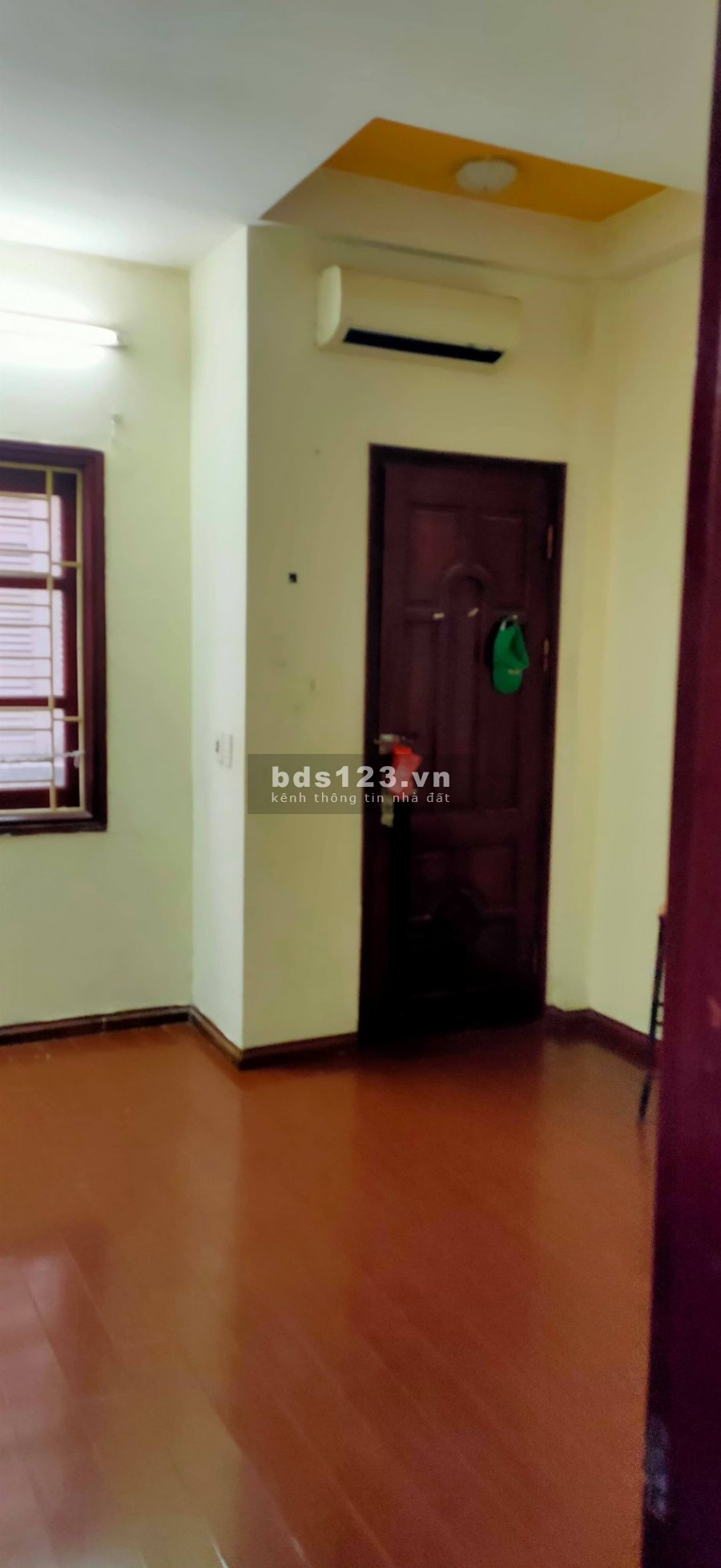 Nhà 40m2 X4 tầng số 5 ngõ 73 đông thiên