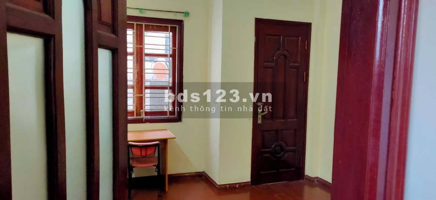 Nhà 40m2 X4 tầng số 5 ngõ 73 đông thiên