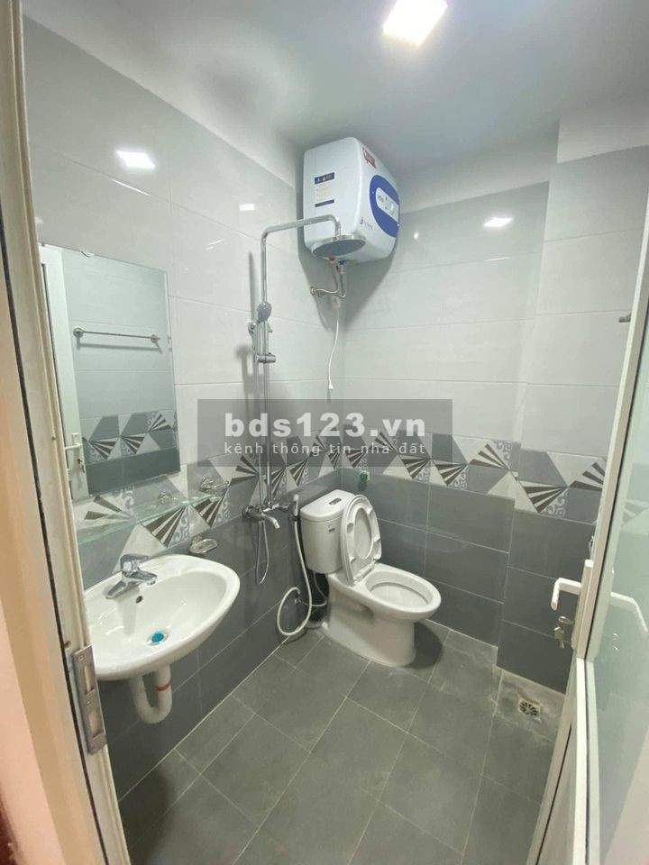 Nhà Mặt Ngõ Kim Giang, Hoàng Mai. 35m2 xây Mới 5 Tầng,Mặt Tiền 4m, Ngõ Rộng, Giá chỉ 3.4 tỷ