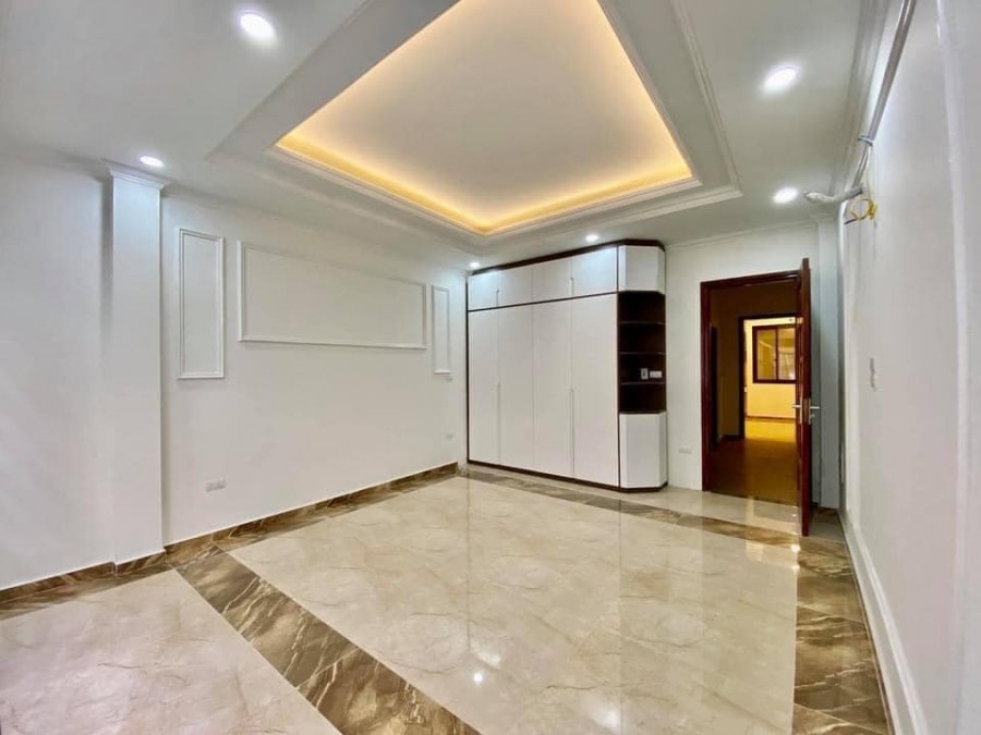Bán nhà Phùng Chí Kiên quận Cầu giấy, DT 50M2*5T, mặt tiền 4m, giá nhỉnh 6 tỷ