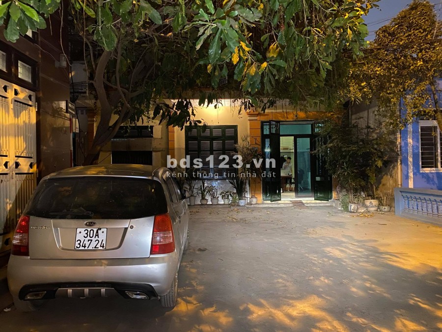 Bán nhà Hoàng Mai, 90M, gara ô tô kinh doanh, ở luôn, giá 4 tỷ hơn