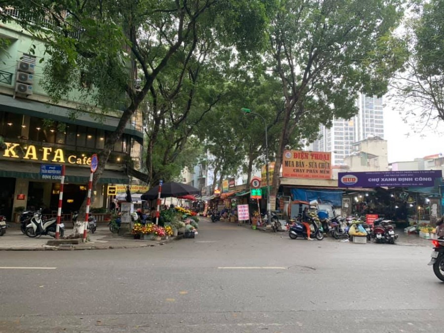 HIẾM, BÁN NHÀ MẶT PHỐ CHỢ XANH ĐỊNH CÔNG, PHÂN LÔ, KINH DOANH KHỦNG, Ô TÔ TRÁNH, CHỈ 5.8 TỶ.