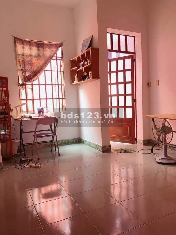 BÁN NHÀ HỒNG LẠC PHƯỜNG 10 TÂN BÌNH 3 TẦNG GIÁ CHỈ 2 TỶ 85