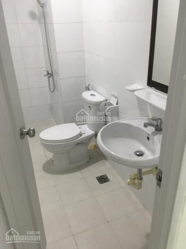 Căn hộ View hồ bơi 60m2 2PN 2WC giá 6.5 triệu. Ở ngay