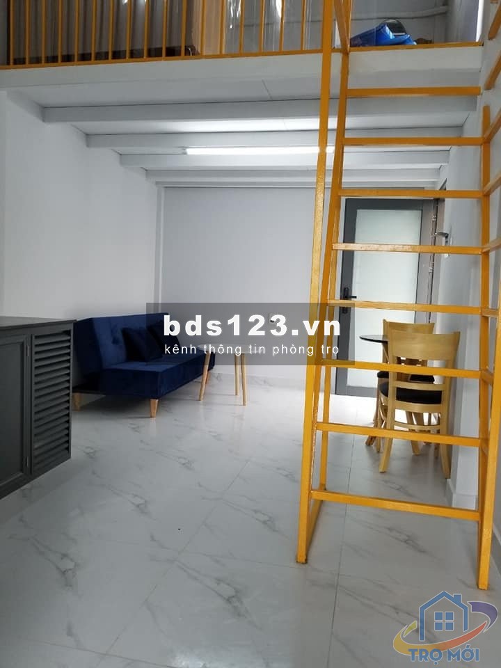 Căn Hộ Cho Thuê Giá Rẻ Tại Phạm Văn Bạch P15 Tân Bình, Có Gác Cao Và Nội Thất Mới