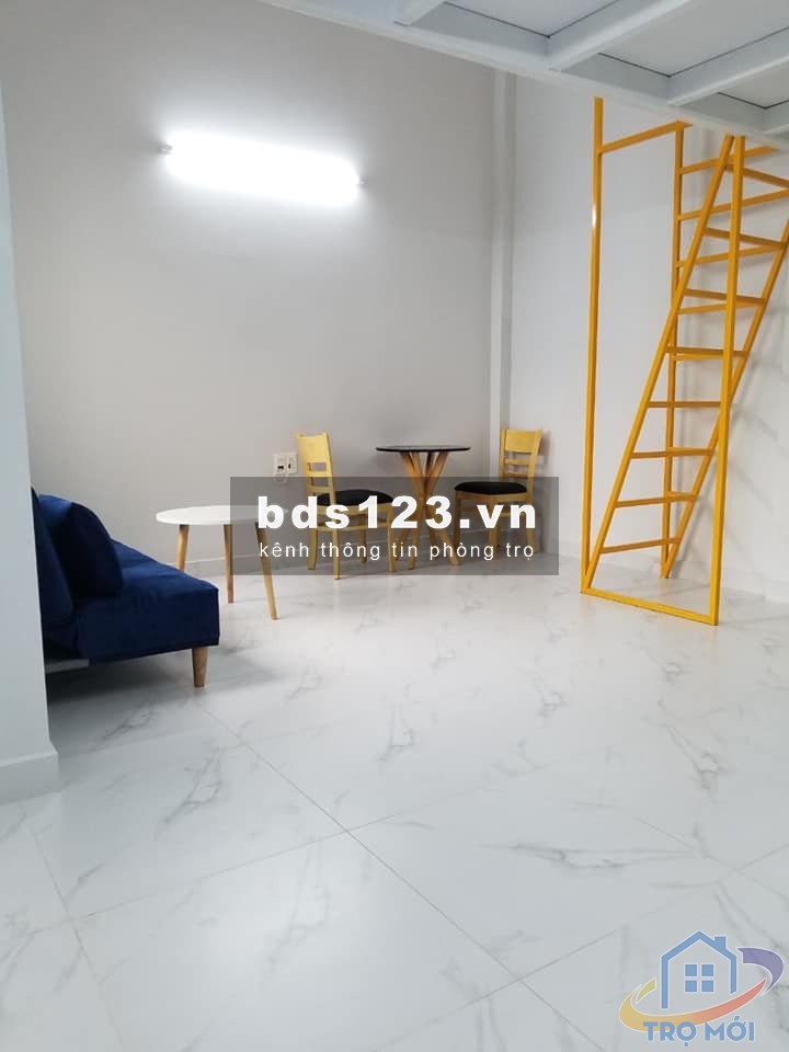 Căn Hộ Cho Thuê Giá Rẻ Tại Phạm Văn Bạch P15 Tân Bình, Có Gác Cao Và Nội Thất Mới