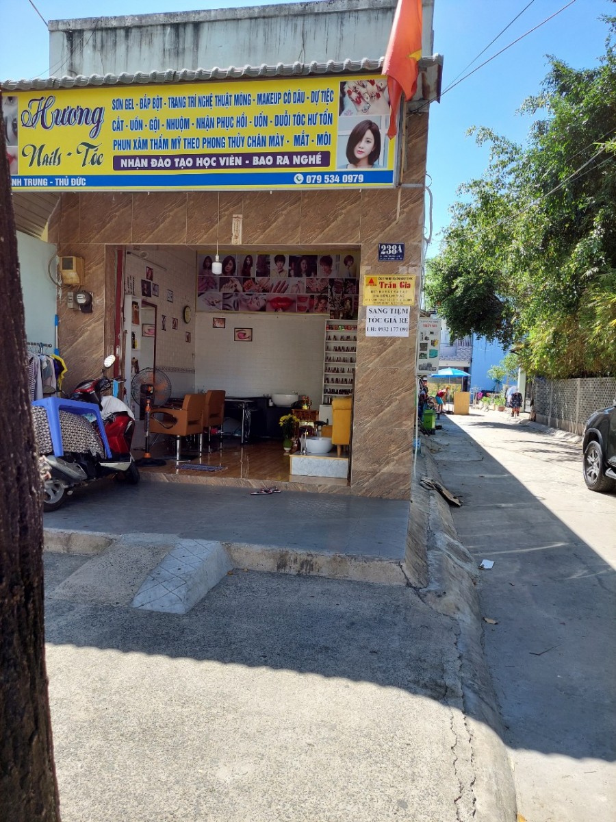 CC Cần Sang Nhượng Tiệm Tóc Tại 238/A P. Linh Trung Q. Thủ Đức TPHCM
