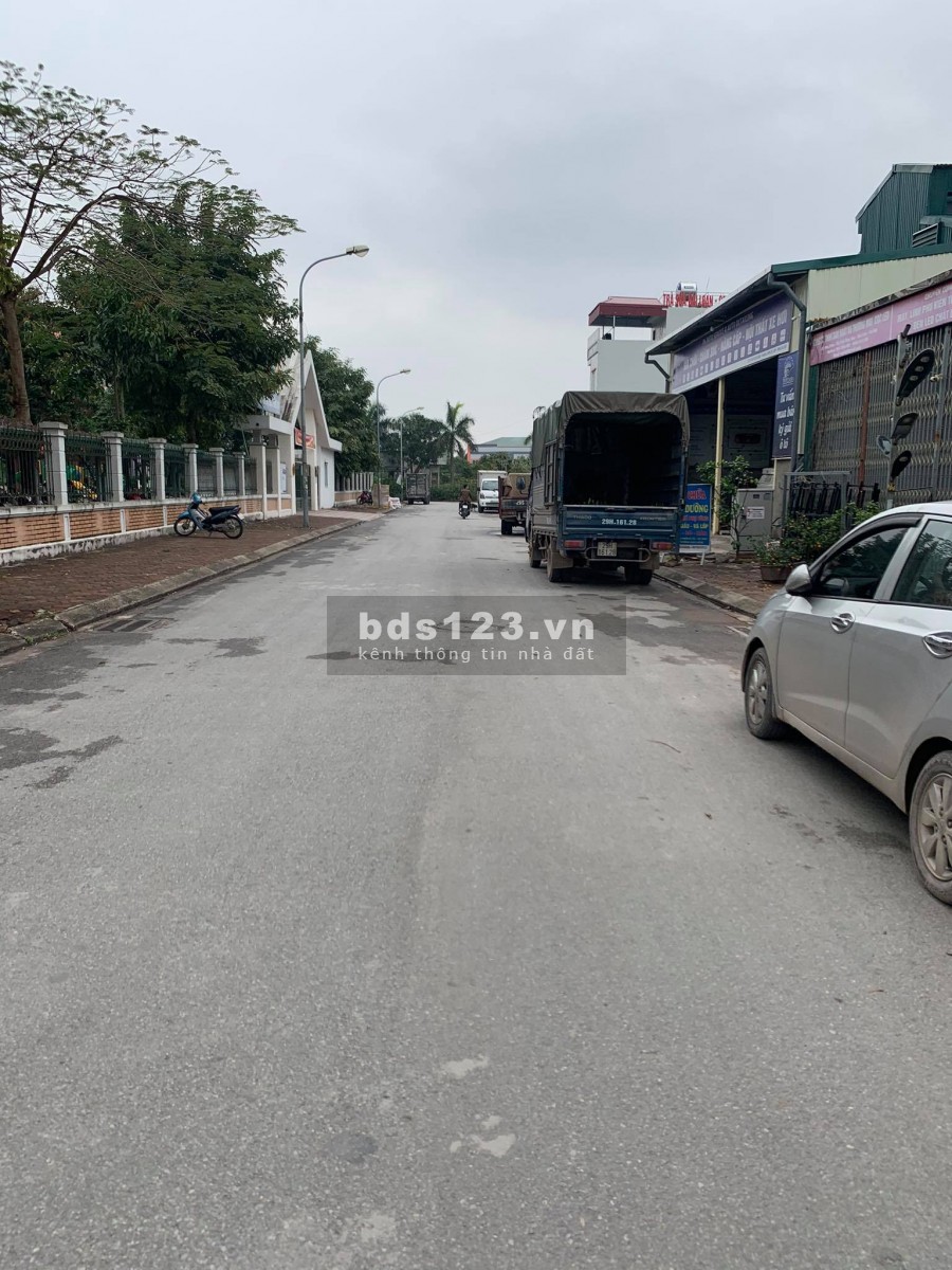 Cần bán lô đất 100m tại KĐT31 ha Trâu quỳ giá chỉ 75tr/m2