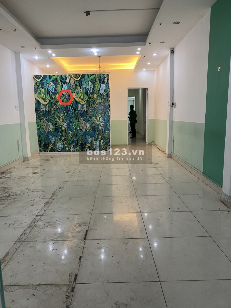 Mặt Tiền D3 4.3x23m 1trệt, 1lầu. 2pn, khu KD sầm uất. 22tr.