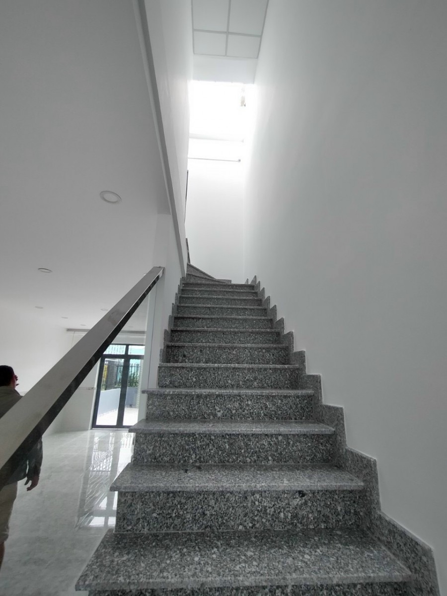 Còn 1 lô duy nhất nhanh tay nắm ngay cơ hội, 100m2, sổ hồng riêng