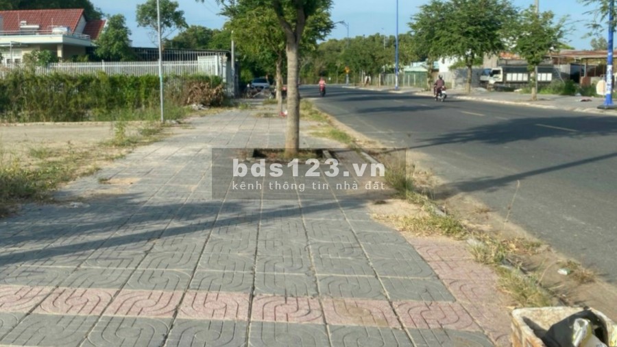 Đất giá rẻ Khu Dân Cư Gần Khu Công Nghiệp Lớn