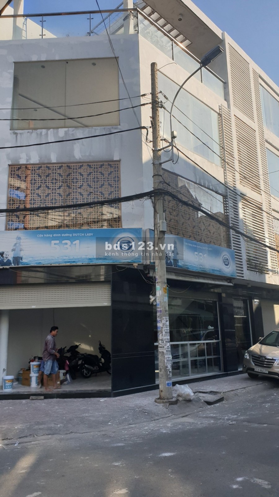 Bán gấp căn góc 2 MT Trịnh Đình Trọng, P. Hòa Thạnh, Quận Tân Phú. Tiện làm công ty, văn phòng