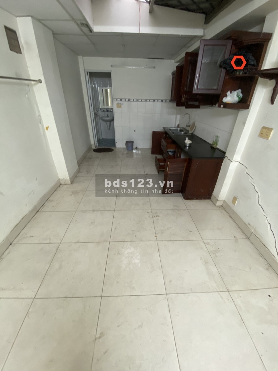 Mặt Tiền D3 4.3x23m 1trệt, 1lầu. 2pn, khu KD sầm uất. 22tr.