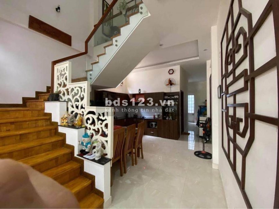 Bán nhà Chính chủ Tân Bình cận Quận 10, Quận 11 giá rẻ vì Covid giá Nhỉnh 5 tỷ