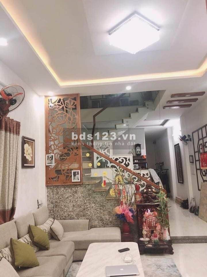 Bán nhà Chính chủ Tân Bình cận Quận 10, Quận 11 giá rẻ vì Covid giá Nhỉnh 5 tỷ