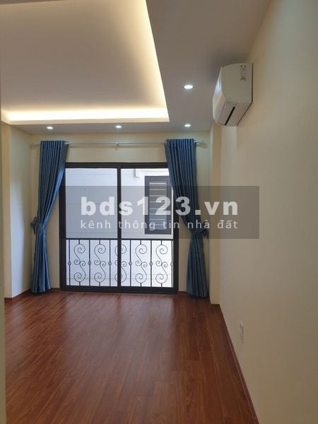 BÁN NHÀ VIỆT HƯNG, LONG BIÊN - 31M x 5 TẦNG - Ô TÔ ĐỖ CỔNG [2.45 TỶ] gần Vinhome Harmony
