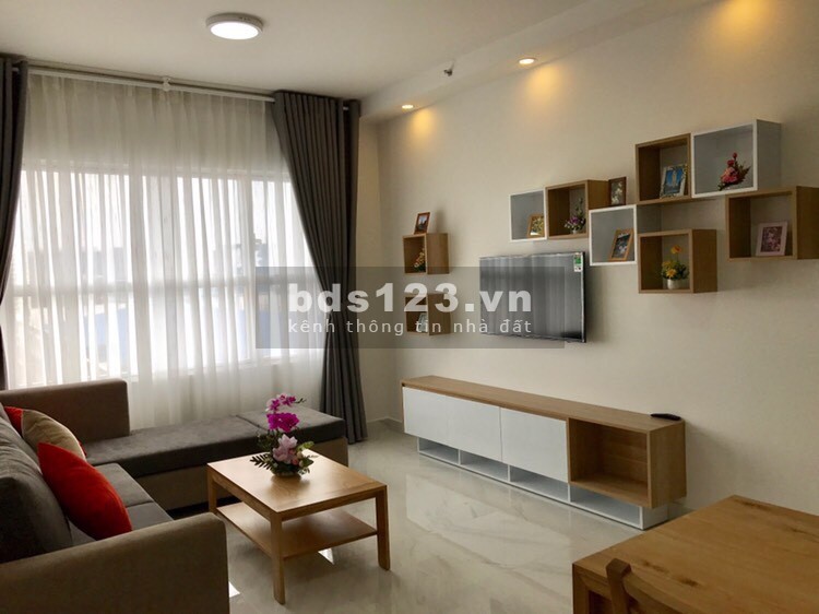 Bán căn hộ Sunrise City diện tích 76m2, giá bán 3,7 tỷ , Full nội thất; LH:0835130091 Nhung