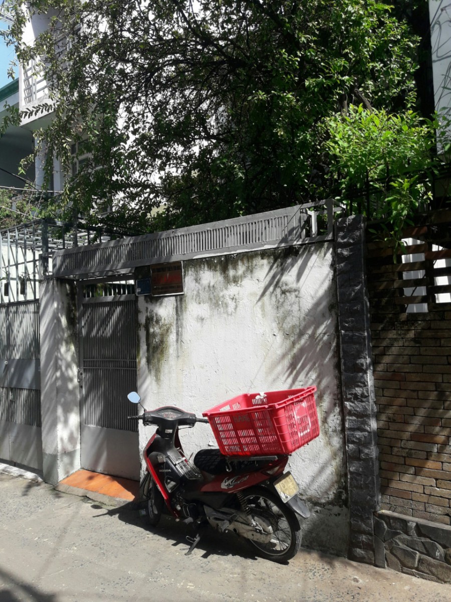 Hẻm thông gần 3m Hoàng Sa. P.05. Tân Bình. Cách MT 30m