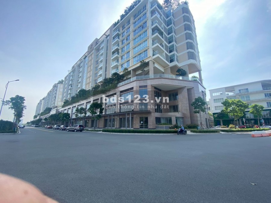 Mặt bằng cho Thuê tại trung tâm Khu Đô Thị Sala Giá 72tr/ Nguyên Căn shophose khối đế gần 300m2