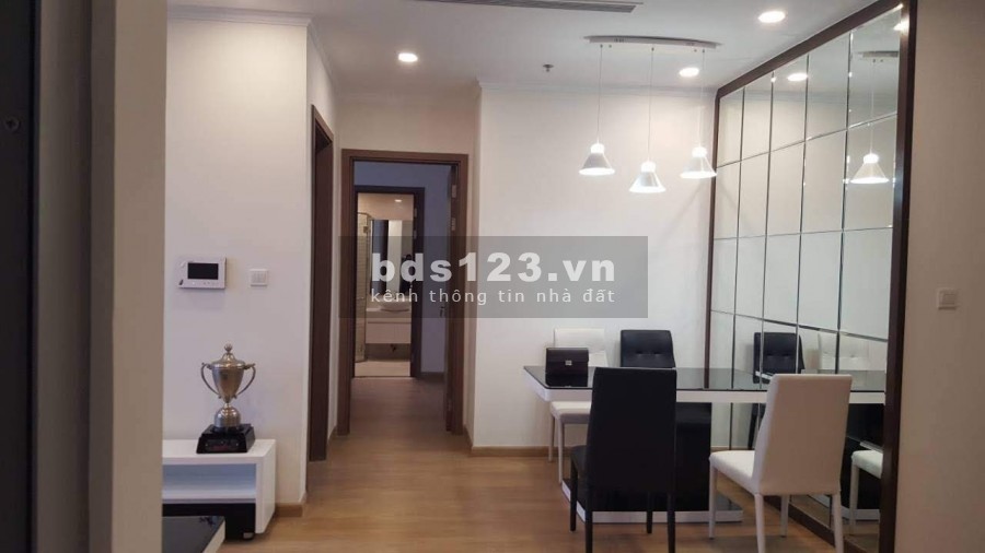 Chính chủ cần bán căn 2PN 76m ở Vinhomes Gardenia, Giá 3 tỷ, LH: 0352781220