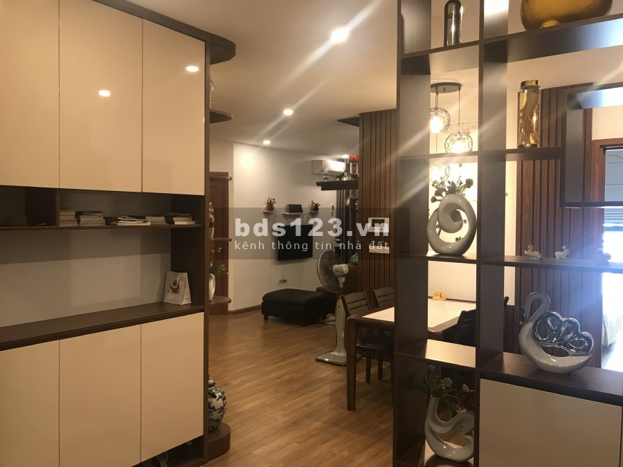 Gấp bán căn 3 ngủ 95m2 tại CT8 Mỹ Đình giá 3.4 tỷ, đầy đủ nội thất.