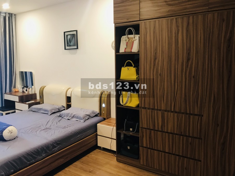 Gấp bán căn 3 ngủ 95m2 tại CT8 Mỹ Đình giá 3.4 tỷ, đầy đủ nội thất.