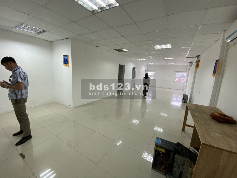 Văn phòng 30m2 45m2, 90m2. Quận 3 Đường Võ Văn Tần