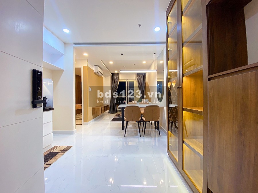 Thuê căn hộ Terra Royal quận 3, full tiện nghi 2 phòng ngủ 1WC tầng cao 16 Triệu/tháng Tel 0942.811.343 đi xem ngay