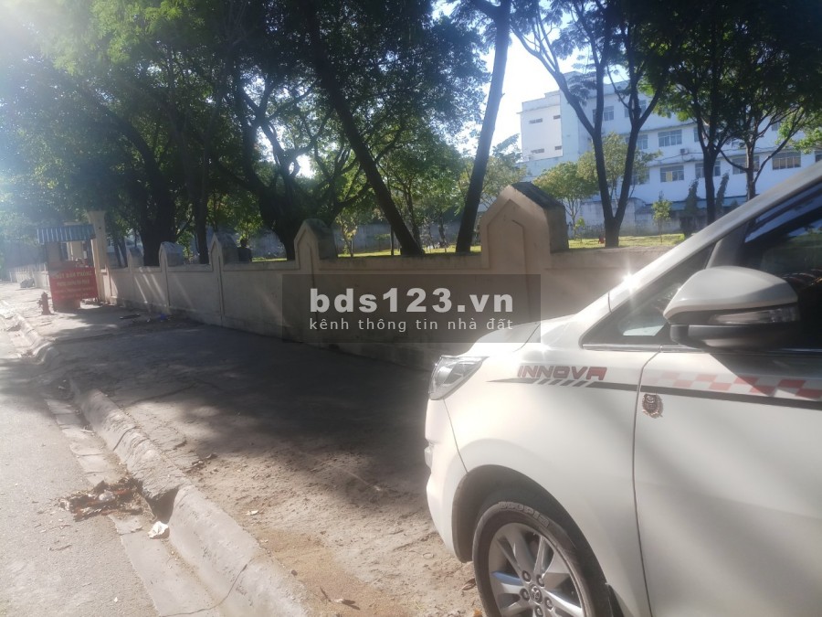 Sản phẩm nhà phố KHU TÊN LỬA mới xây ,khu sầm uất, sổ riêng