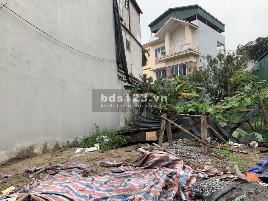 Bán lô đất 83m2 đầu tư cực tốt, đối diện Shophouse Eurowindow, đường 20m.