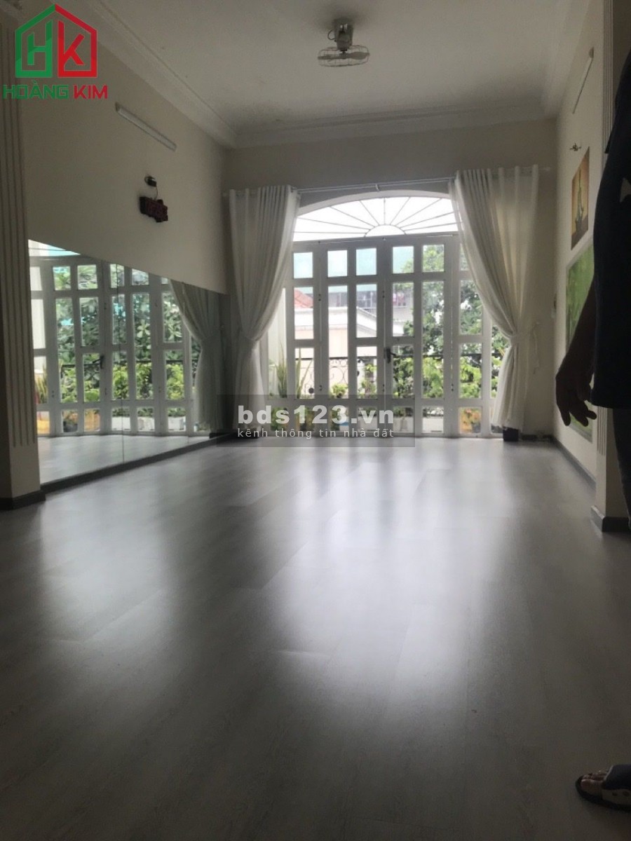 Cho thuê nhà nguyên căn giá rẻ 37 C18, Khu Vip K300, P12 Tân Bình.