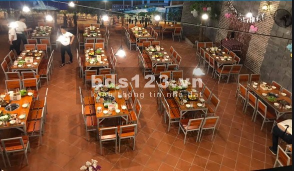 Mặt bằng 8x30 mặt tiền đường Trần Xuân Soạn giá 27tr
