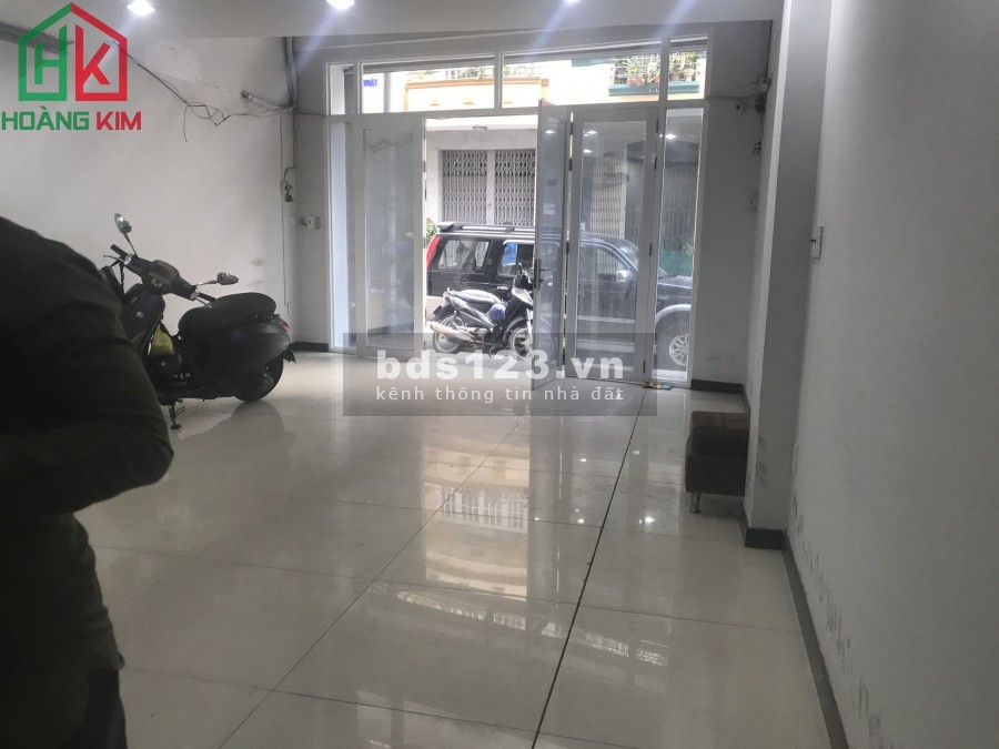 Cho thuê Nhà nguyên căn giá rẻ khu Vườn Hoa, P2 Phú Nhuận. 5x18m